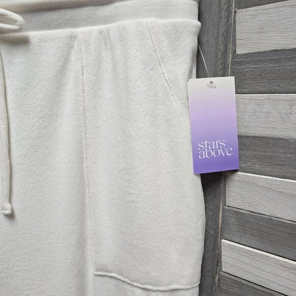 Perfectly Cozy Velour Lounge Pants | Stars Above | Large - Picture 5 of 11